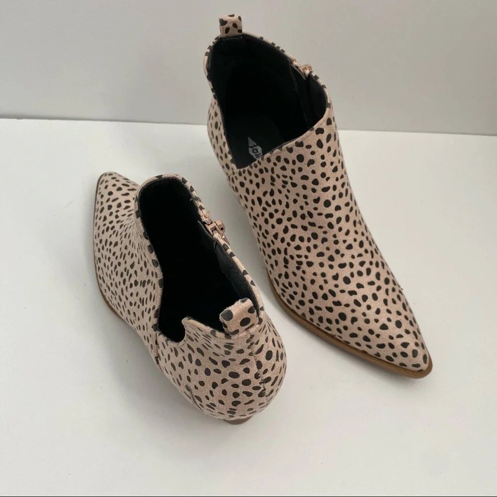 Blush Pink Cheeta Animal Print Ankle Boot Booties - Picture 11 of 15